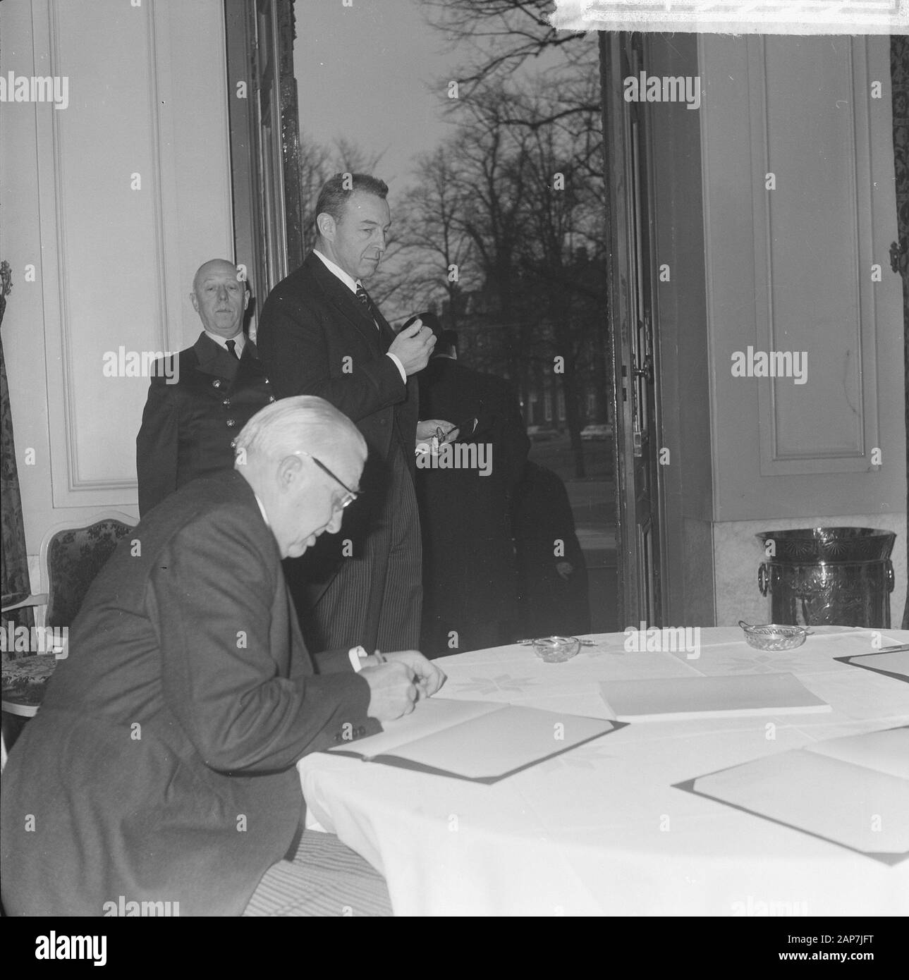 Condolation registrati per le Corps Diplomatique Data: 29 Novembre 1962 Foto Stock