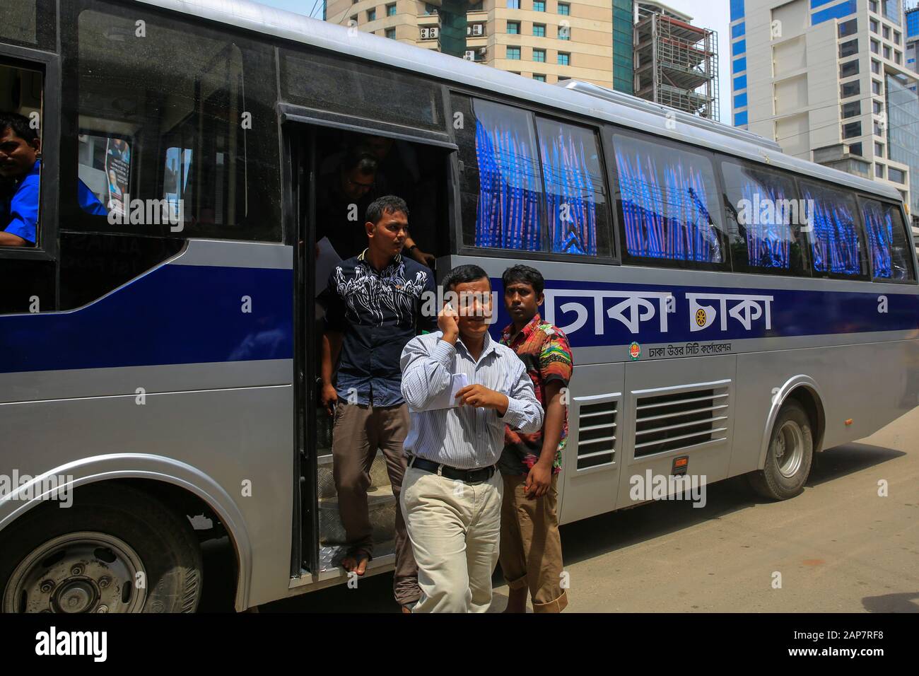 Trasporto urbano a Dhaka, Bangladesh. Foto Stock