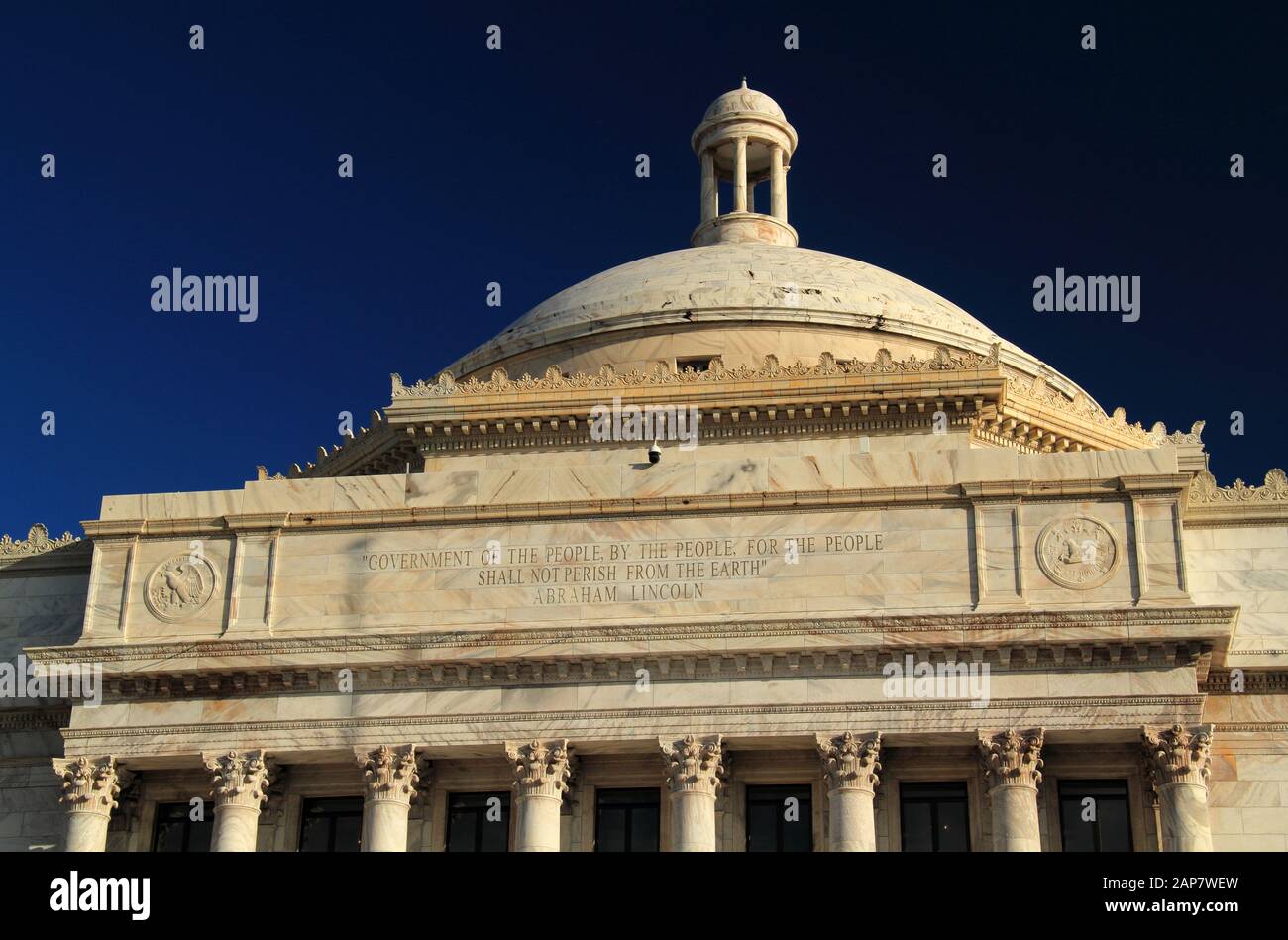 La legislatura territoriale, qui raffigurata, è uno dei punti di riferimento più importanti della città di San Juan, Porto Rico Foto Stock