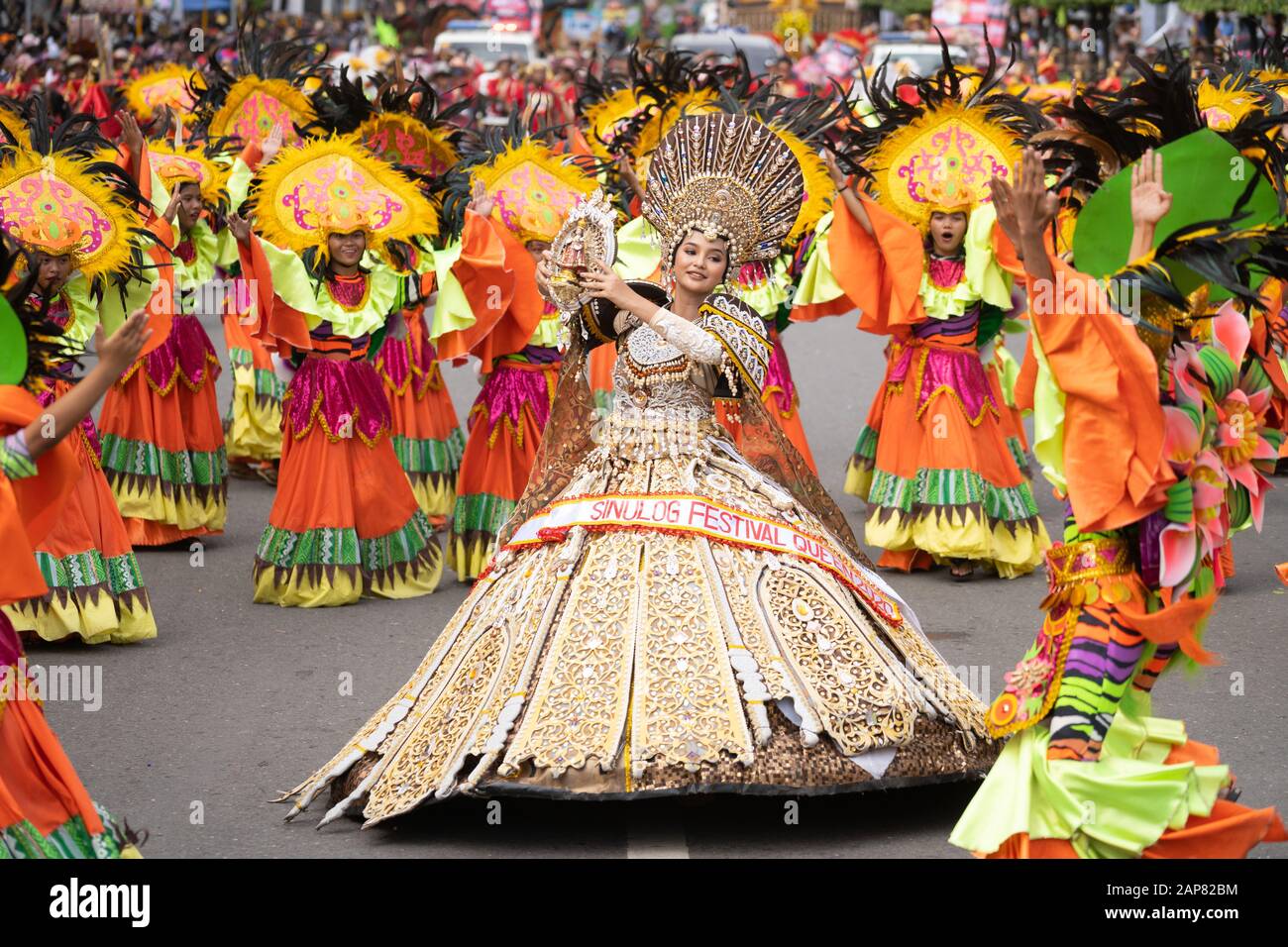 Cebu City, Filippine 19th Gennaio 2020.i ballerini di strada che partecipano al Festival di Sinulog, Grand Street Parade, uno dei più grandi festival di strada in Foto Stock