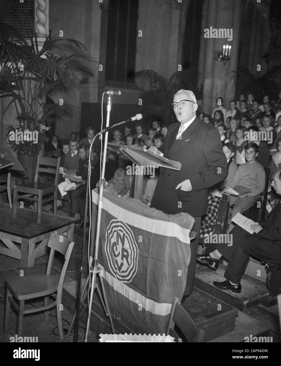 35 anni anniversario NCRV Buurtkerk in Utrecht Data: 16 novembre 1959 luogo: Utrecht Nome personale: Buntkerk Nome dell'istituto: NCRV Foto Stock