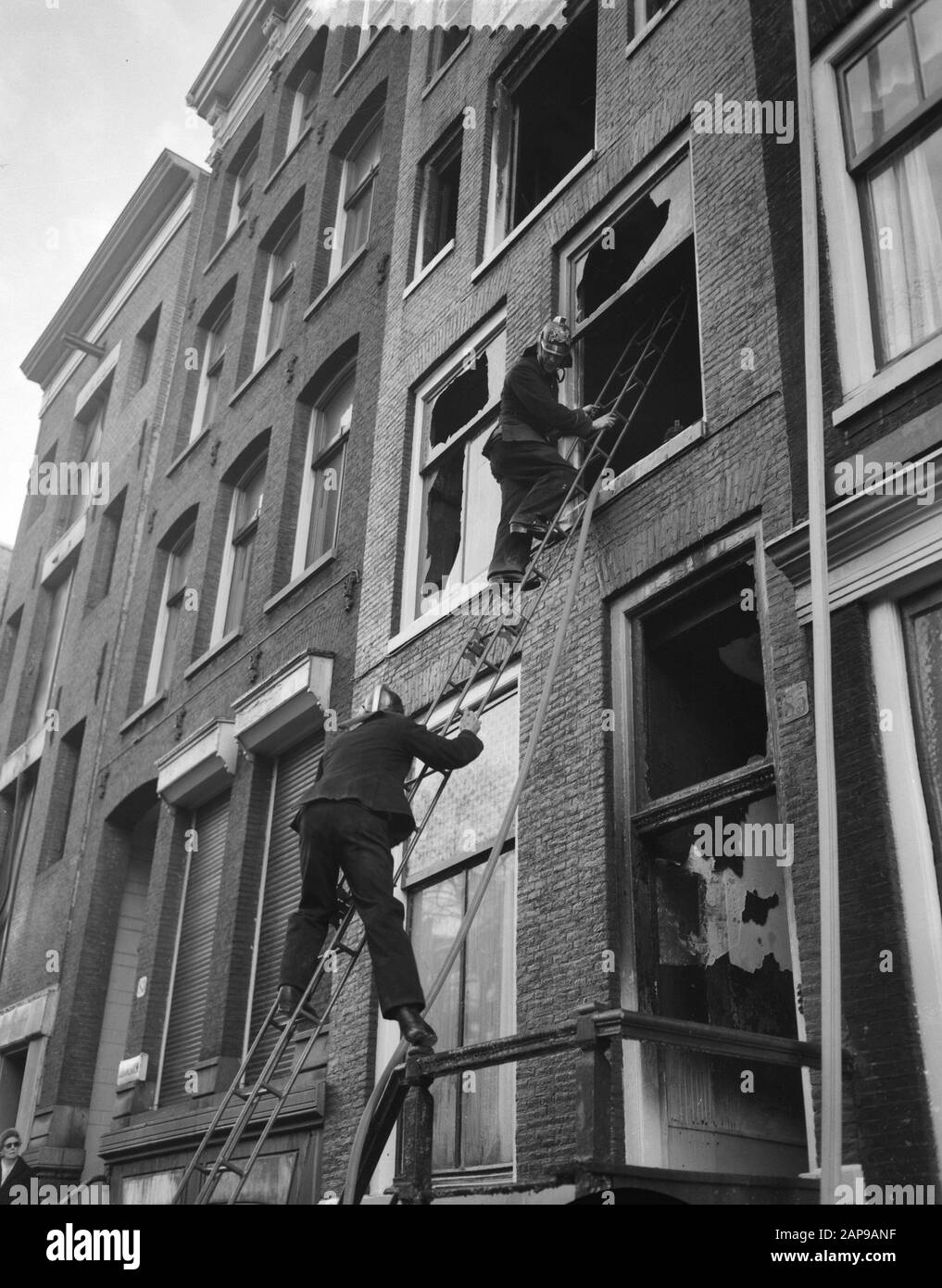 Brand Oz Achterburgwal 85 Amsterdam Data: 29 Novembre 1959 Località: Amsterdam, Noord-Holland Parole Chiave: Brand Foto Stock