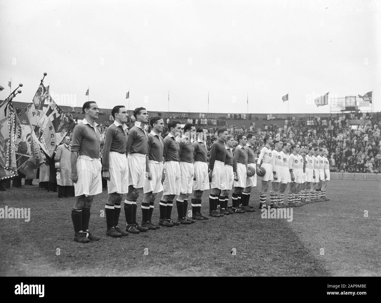 Entrambe le squadre: Squadra di Chelsea e di Anversa Data: 9 novembre 1947 Località: Chelsea Parole Chiave: Sport, calcio Foto Stock