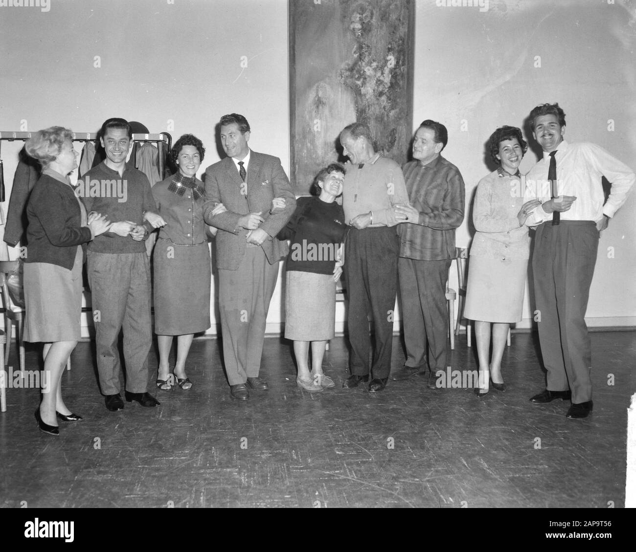 Le Capital Operette si ripresentano con Frühling a Vienna. Walter Kochner, Jan Handerson, Antonia Gallien E Harold Horsten Durante Le Prove Data: 21 Agosto 1963 Parole Chiave: Prove Nome Utente: Gallien, Antonia, Handerson, Jan, Horsten, Harold, Kochner, Walter Foto Stock