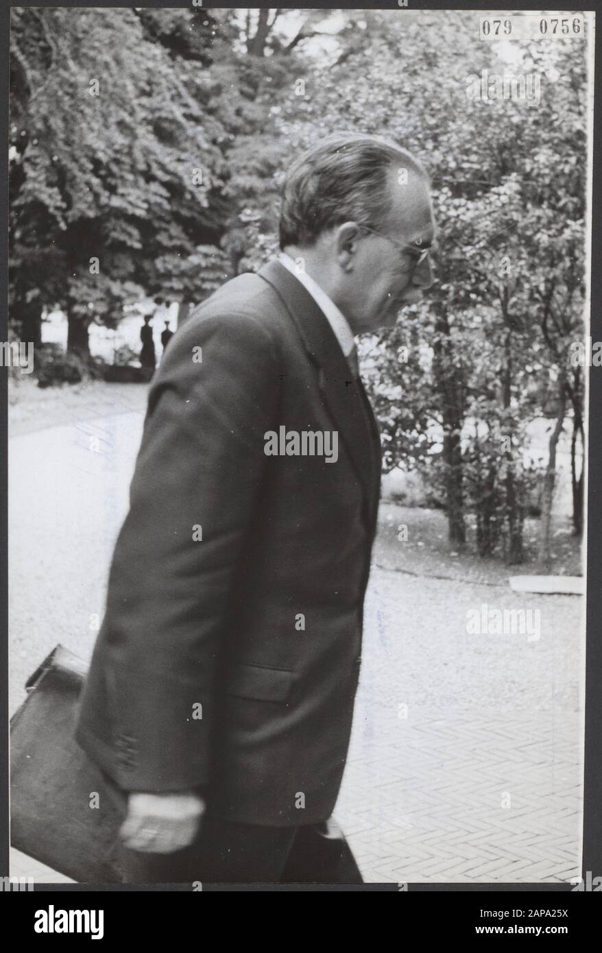 Beskin di gabinetto formateur W. Drees con cinque capi di gruppo al gabinetto per gli affari generali su Plein 1813. Parole chiave: Cabinet formateurs, ministro-presidenti Nome personale: Drees W., Plein 1813 Foto Stock