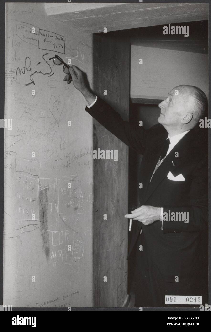 Depraved muro in acqua torre Data: 16 ottobre 1957 Località: Noord-Holland, Zandvoort Parole Chiave: Sindaci, danni, torri Nome personale: Fenema h m di Foto Stock