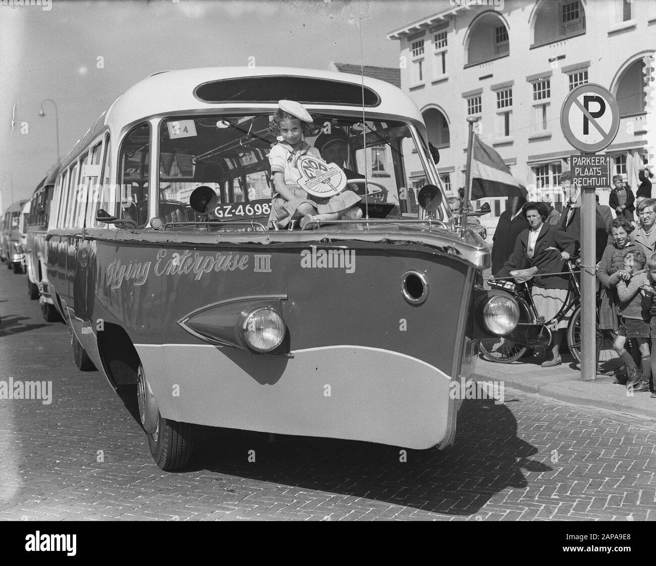 BusConcours d'Elegance Noordwijk Data: 28 maggio 1952 Località: Noordwijk Parole Chiave: Autobus, competizioni Foto Stock