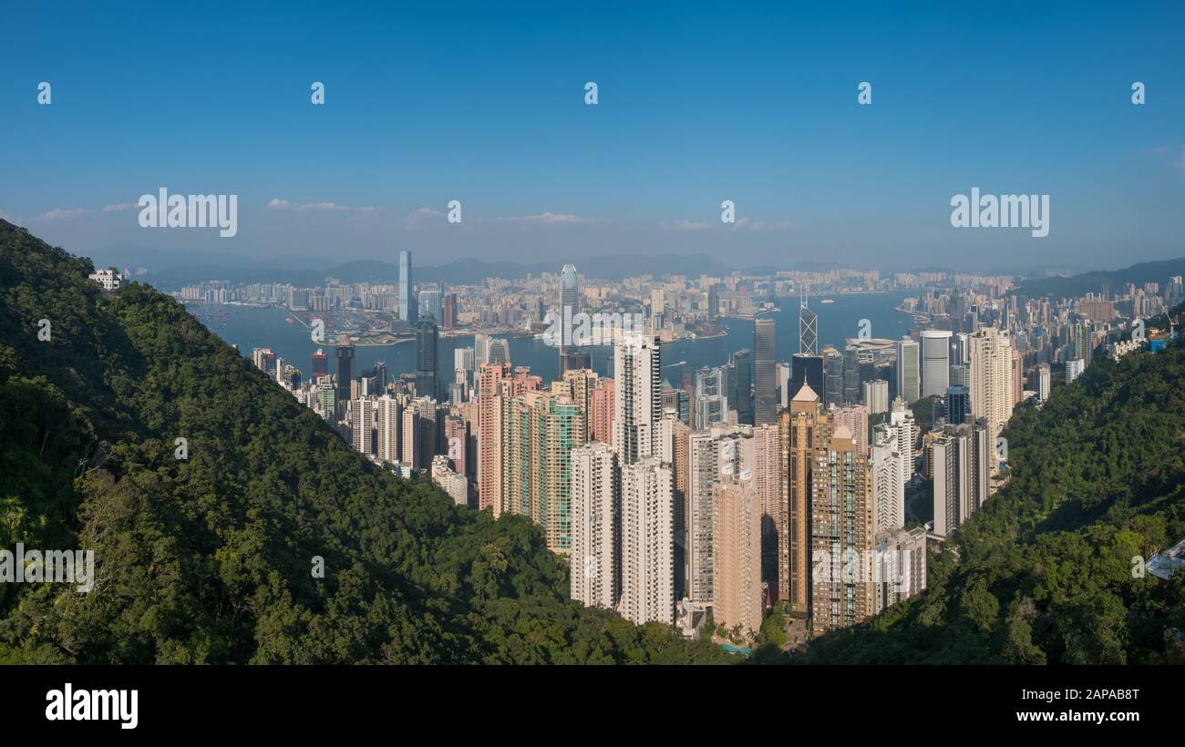 Città aerea di Hong Kong - Skyline vista di HongKong da Victoria Peak - Foto Stock