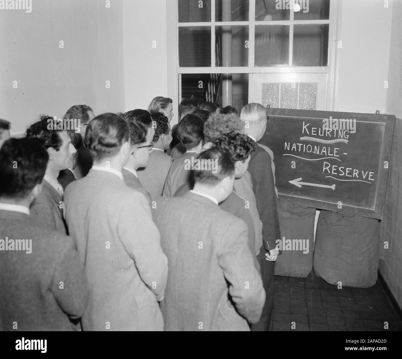 Registrazione Riserva Nazionale di Amsterdam per ispezione Data: 12 Dicembre 1956 Località: Amsterdam, Noord-Holland Parole Chiave: Registrazioni, ispezioni Foto Stock
