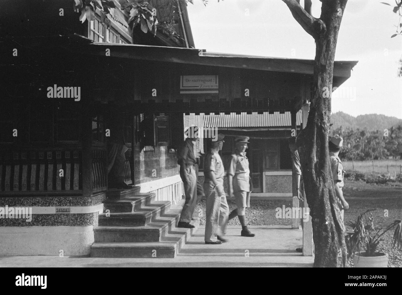 Visita Curls Generale A Medan Descrizione: Collection Photo Collection Service For Army Contatti Indonesia, Numero Di Fotoni 4828 Data: Maggio 1947 Località: Indonesia, Indie Orientali Olandesi Foto Stock Visita Curls Generale A Medan Descrizione: Collection Photo Collection Service For Army Contatti Indonesia, Numero Di Fotoni 4828 Data: Maggio 1947 Località: Indonesia, Indie Orientali Olandesi Foto Stock