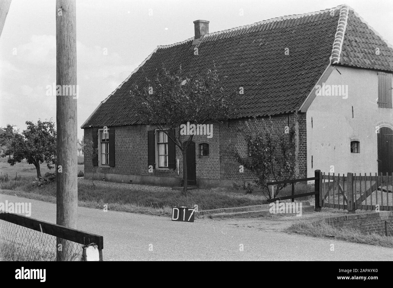 Servizi culturali a punti fissi Descrizione: Fattoria vicino Dodewaard Annotazione: D-17. Terreinnomodifiche Foto Stock Servizi culturali a punti fissi Descrizione: Fattoria vicino Dodewaard Annotazione: D-17. Terreinnomodifiche Foto Stock