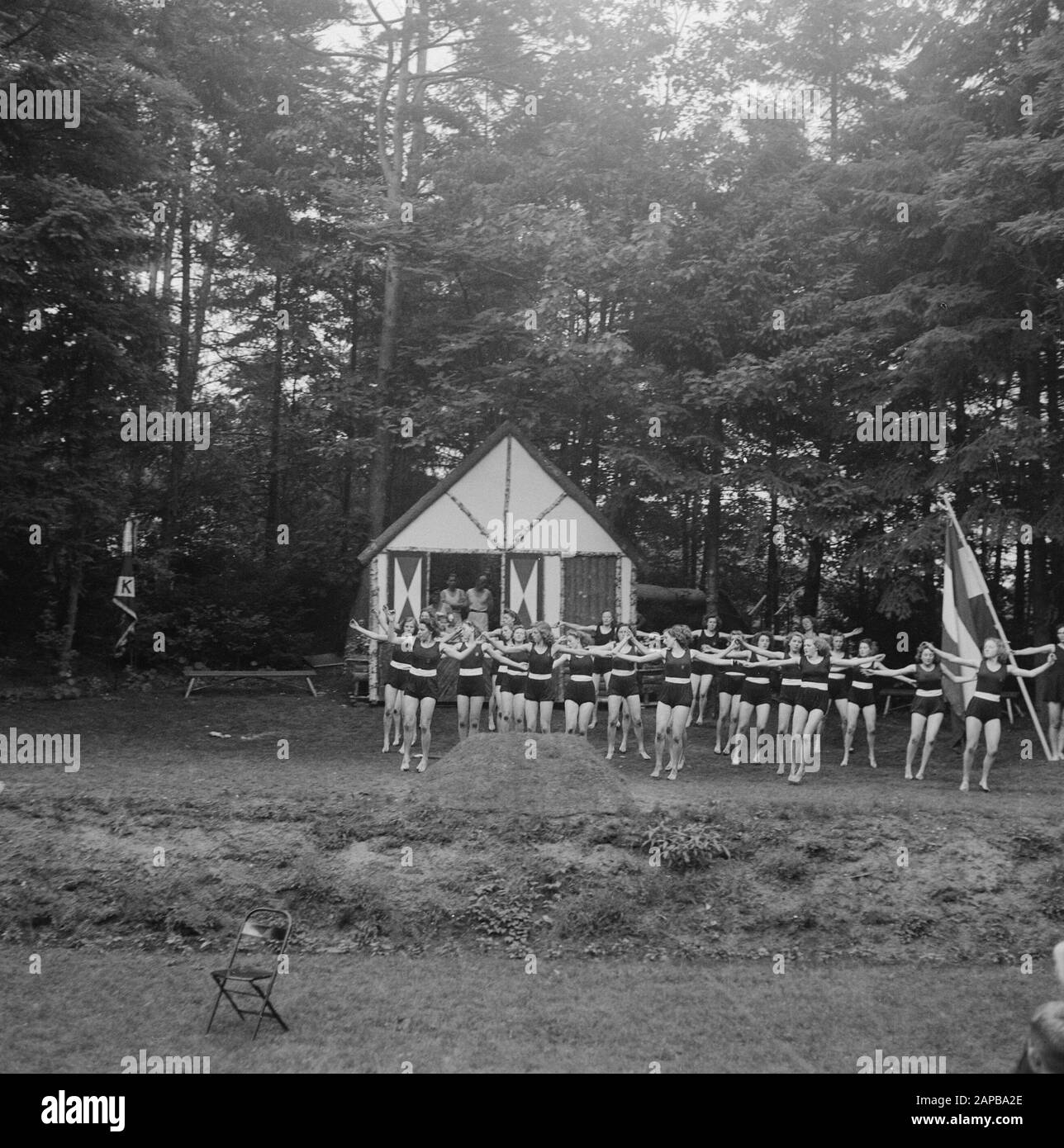Mostra di fiori Apeldoorn. Open Theatre Date: 14 July 1948 Location: Apeldoorn, Gelderland Keywords: Flower Exhibition, THEATRE Foto Stock