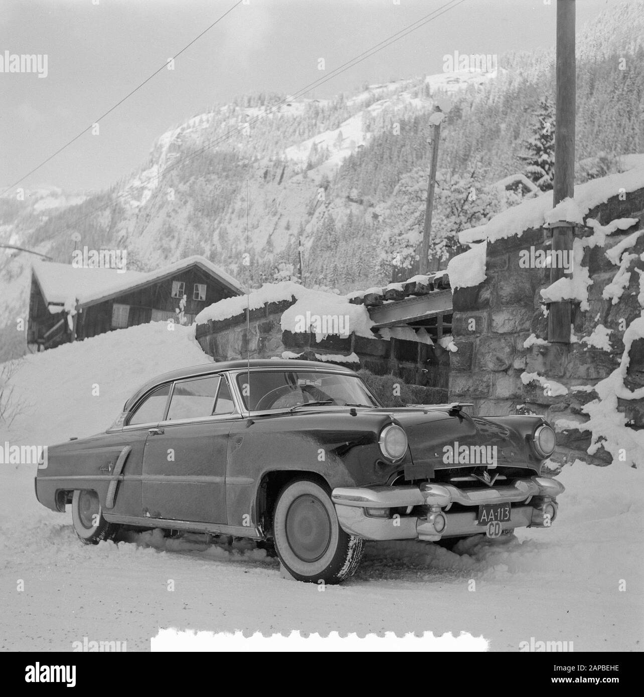 Visita La Famiglia Reale Grindelwald, Prins Bernhard (Interlaken) Data: 27 Dicembre 1953 Luogo: Grindelwald Nome Personale: Bernhard, Prince Foto Stock