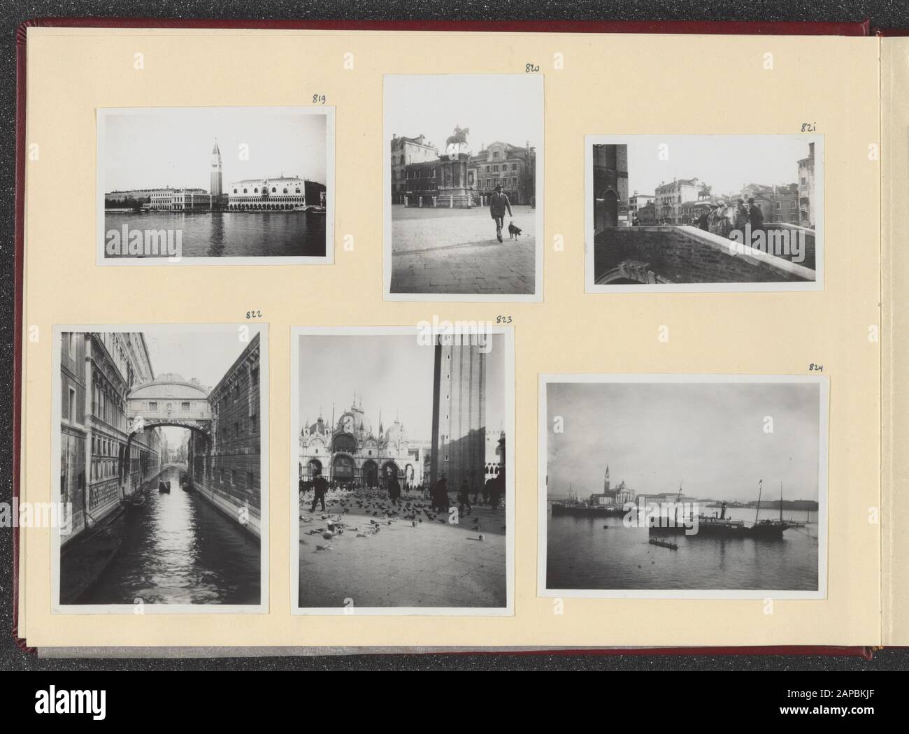 PhotoAlbum Fisherman: Egypt, Italy, Sweden, Finland, Switzerland, 1922-1923 Descrizione: Album con sei fotografie. In alto a sinistra: Entrando a Venezia. Centro superiore: Statua del Colleone a Venezia. In alto a destra: Azienda su un ponte a Venezia. In basso a sinistra: Il Ponte dei Sospiri di Venezia. Nel mezzo: Piazza San Marco a Venezia. In basso a destra: Vista dalla camera della coppia Pescatore a Venezia Data: 1922/01/01 luogo: Italia, Venezia Parole Chiave: Ponti, piazze Foto Stock
