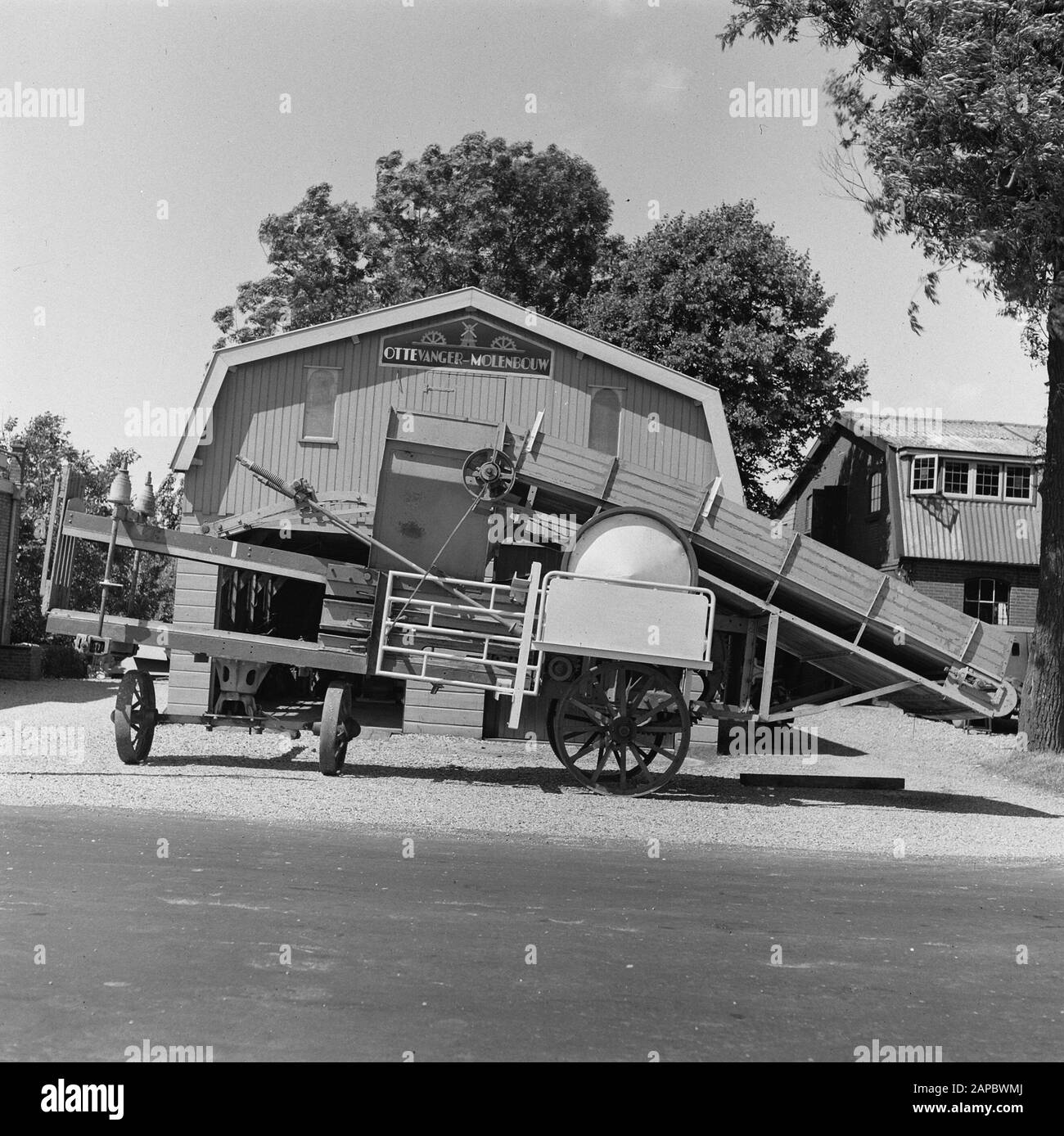 6.1x6.1 Poachers di sicurezza Data: Luglio 1951 Parole Chiave: Protezioni Foto Stock