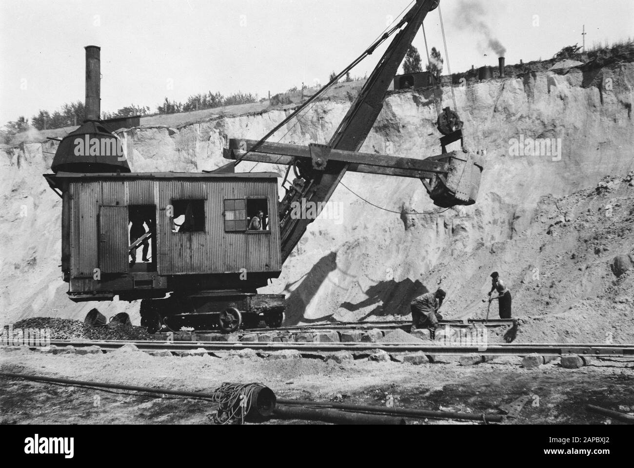 6x9 Lavoro in cava Data: Parole Chiave dense: Lavoro, cave Foto Stock
