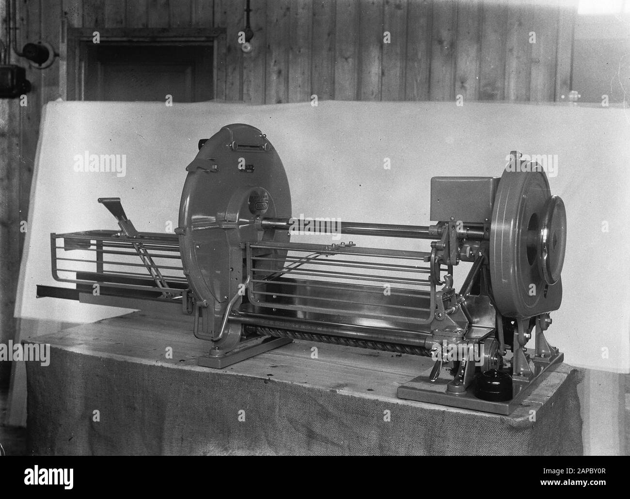 8.5x11.5 Affettatrice di Pane Data: Parole Chiave dense: Affettatrice di pane Foto Stock