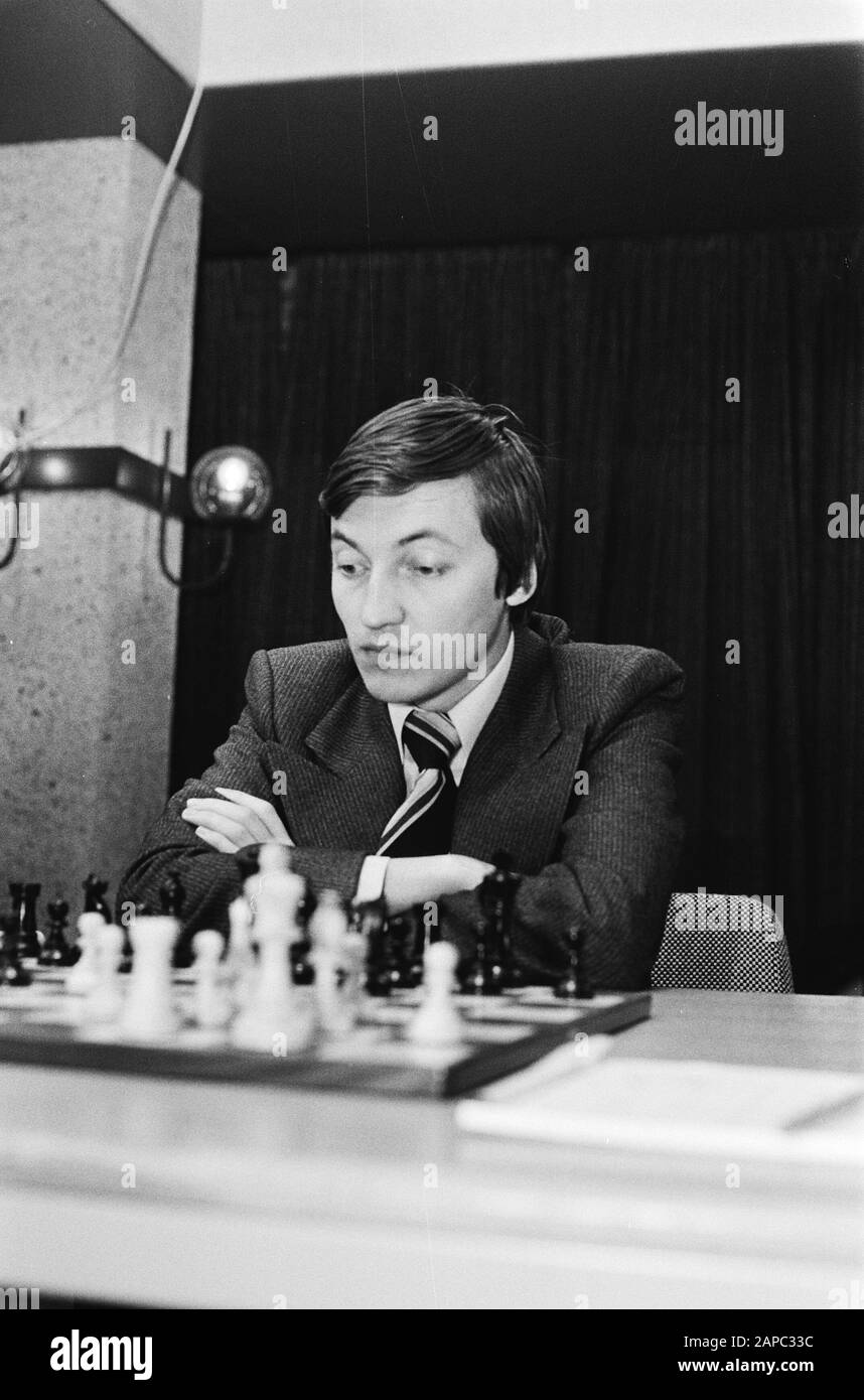 Kats-grandmastervierkamp in Waddinxveen Descrizione: 1st round, Karpov Data: 12 giugno 1979 posizione: Waddinxveen, South-Holland Parole Chiave: Scacchi, sport, tornei Nome personale: Karpov, Anatoli Foto Stock