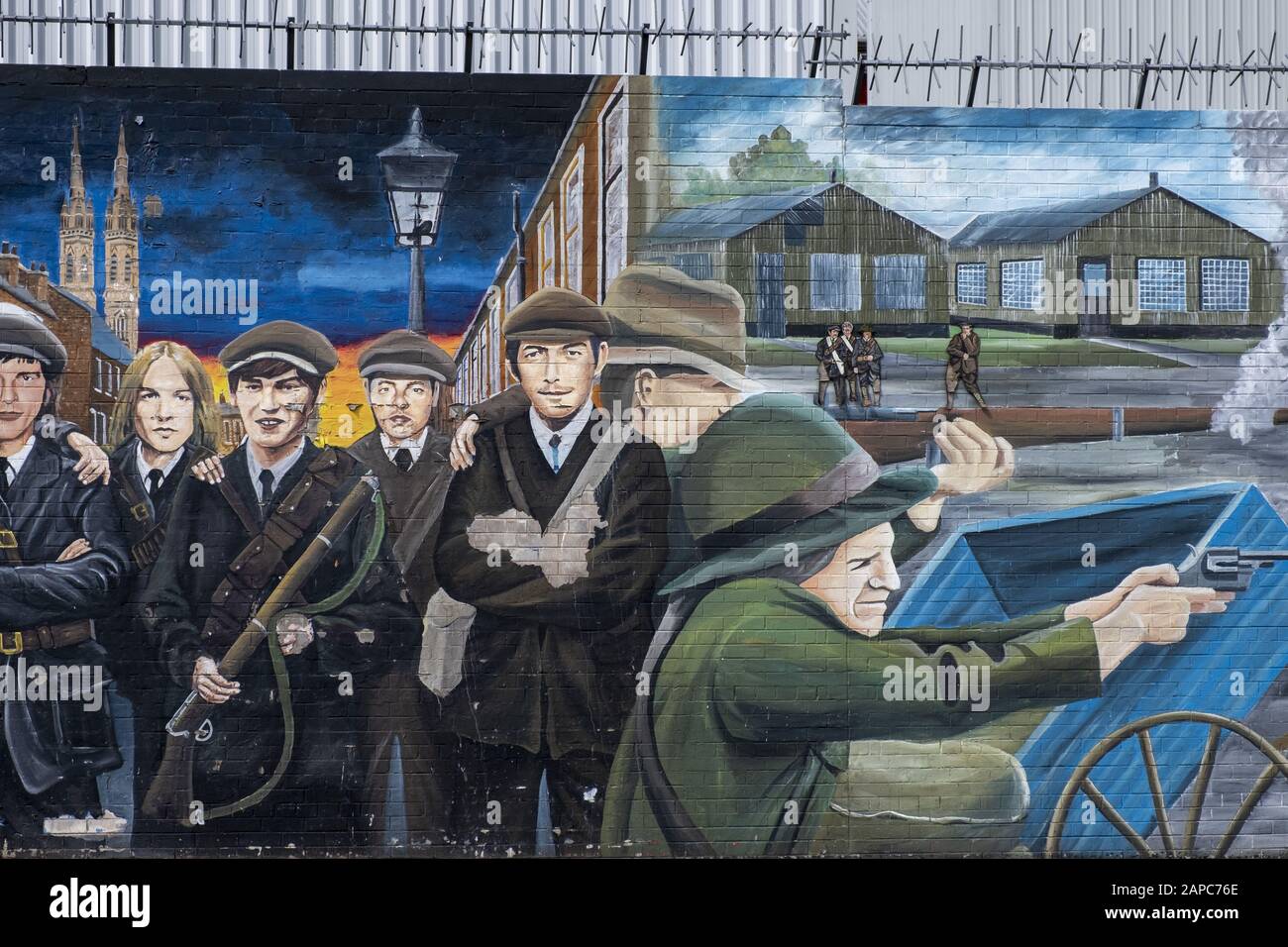 Murales cattolici (repubblicani) intorno al distretto di Falls Road di Belfast, Irlanda del Nord Foto Stock