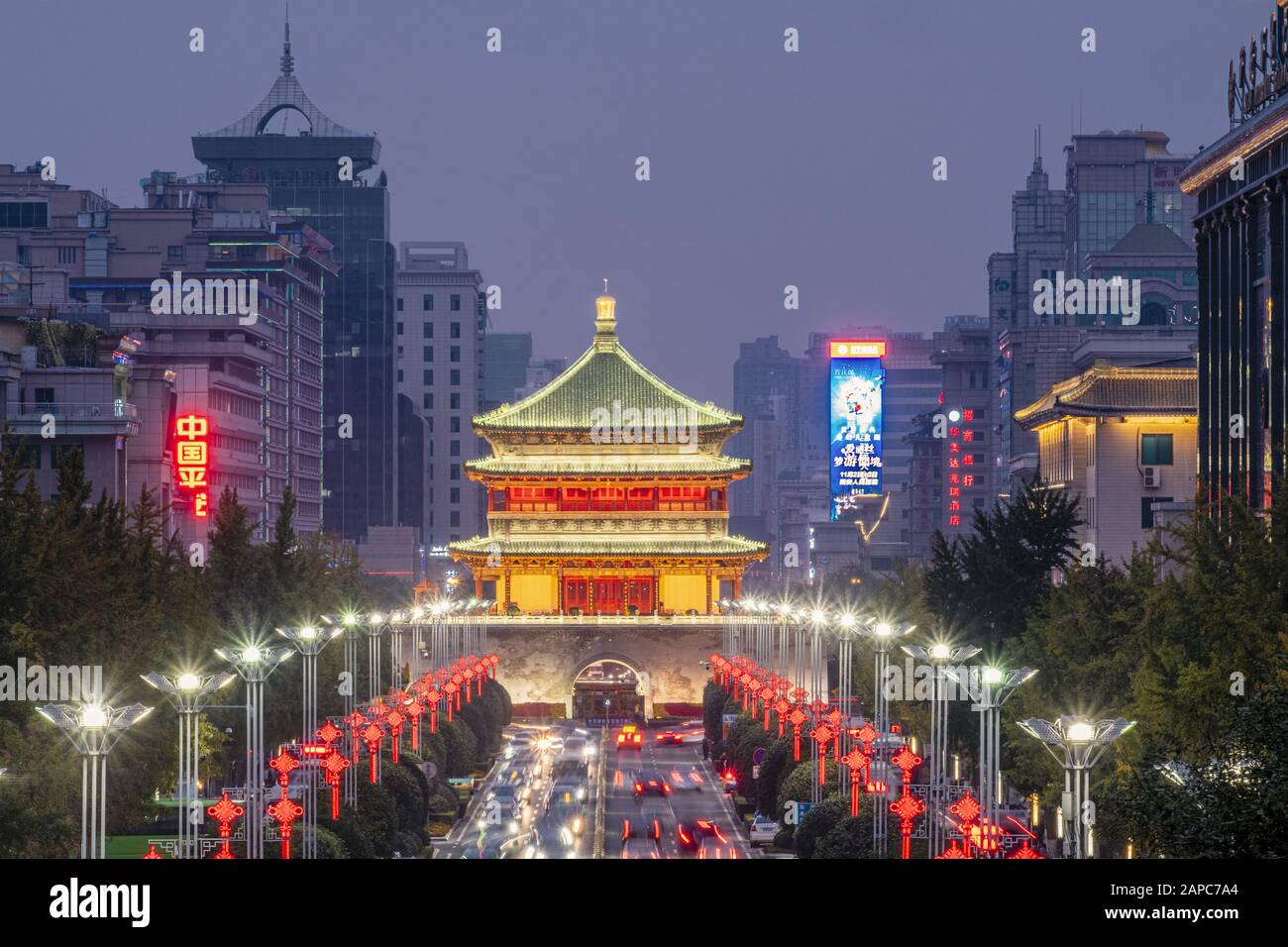 Campanile del 14th Secolo, costruito nelle dinastie Ming e Tang, Xian, Shaanxi, Cina Foto Stock