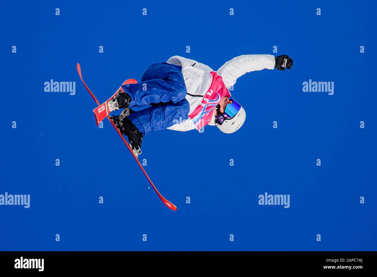 LOSANNA, SVIZZERA. 22th, gennaio 2020. SVANCER Matej (CZE) compete nello Sci Freestyle: Gare Freeski Big Air maschili durante i Giochi Olimpici Giovanile Lausanne 2020 a Leysin Park & Pipe mercoledì 22 gennaio 2020. LOSANNA, SVIZZERA. Credito: Taka G Wu/Alamy Live News Foto Stock