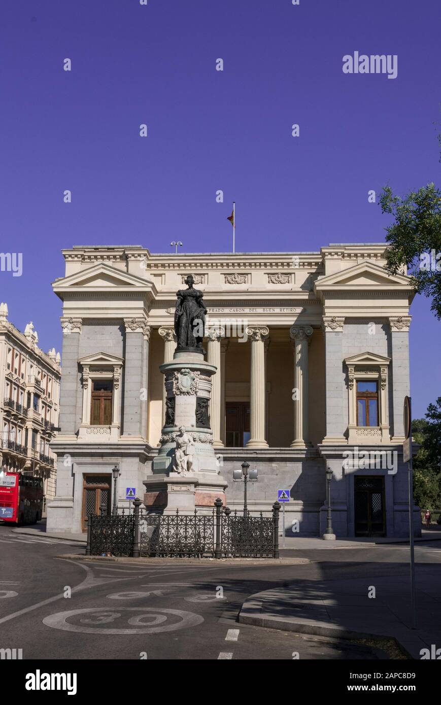 Statua di Maria Cristina de Borbon di fronte al Museo del Prado, Madrid, Spagna Foto Stock