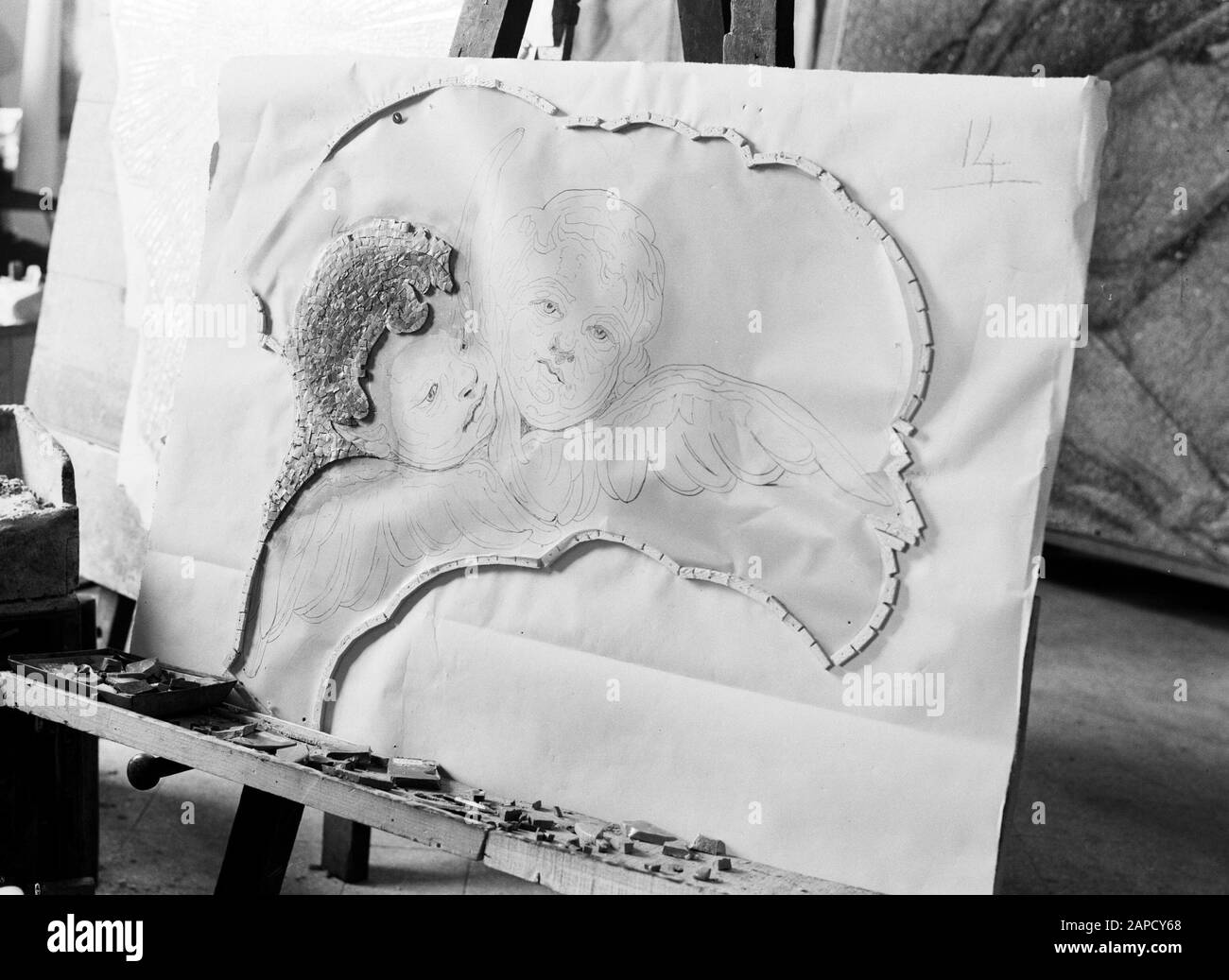 Roma: Atelier mosaico papale in Città del Vaticano Descrizione: Immagine utilizzata per creare un mosaico Data: Dicembre 1937 Località: Italia, Roma, Città del Vaticano Parole Chiave: Atelier, mosaici, arte religiosa Foto Stock