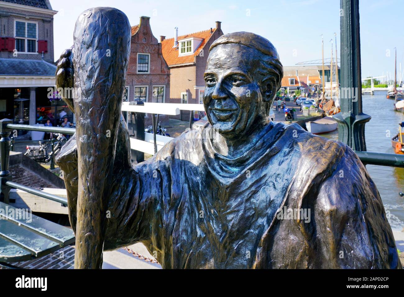Monnickendam, Paesi Bassi, 22/06/2019: Statua di un monaco nel centro di Monnickendam, Paesi Bassi. Foto Stock
