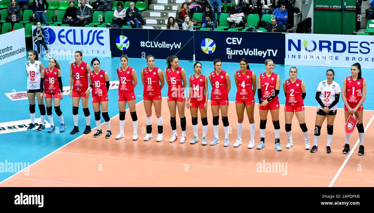 Team di presentazione : alba blaj durante Imoco Volley Conegliano vs C.S.M. Volei Alba Blaj, Treviso, Italia, 22 Jan 2020, Campioni Di Pallavolo Foto Stock