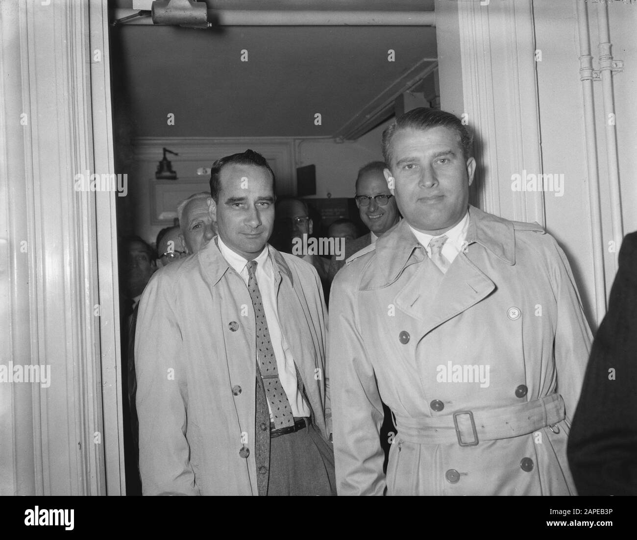 Inizio del congresso spaziale presso l'Università comunale di Amsterdam. Werner Von Braun Data Destra: 25 Agosto 1958 Località: Amsterdam, Noord-Holland Parole Chiave: Congressi Spaziali, Università Foto Stock