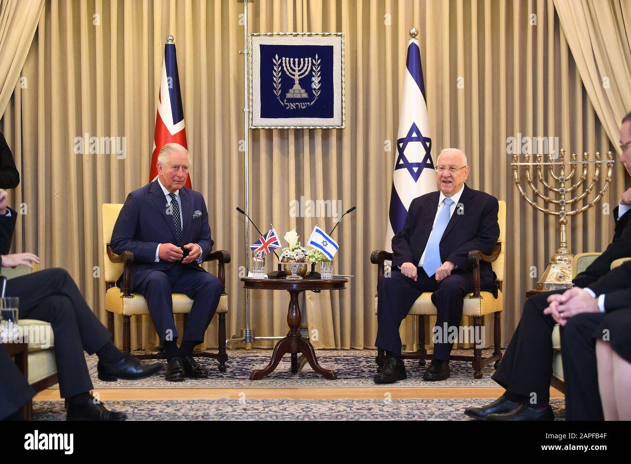 Il Principe di Galles incontra il Presidente Reuven Rivlin nella sua residenza ufficiale a Gerusalemme il primo giorno della sua visita in Israele e nei territori palestinesi occupati. Foto Stock