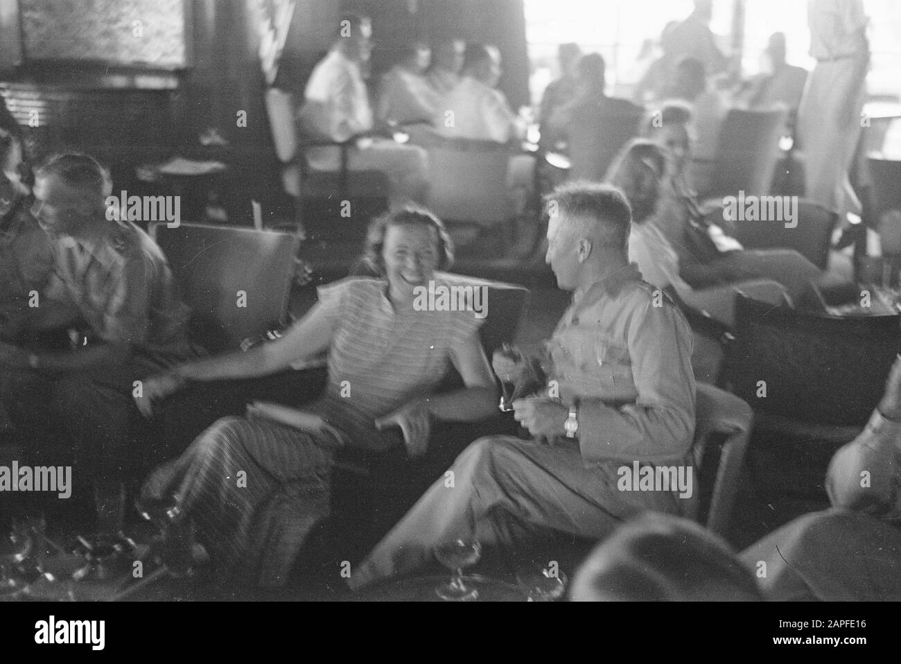 Ambiente Brastagi-Haranggool 5-10 R.i. Descrizione: Brastagi. Vicino al Lago Toba si trova il battaglione 5th del Reggimento di fanteria 10th Data: 1948/07/23 luogo: Indonesia, Indie Orientali Olandesi, Sumatra Foto Stock