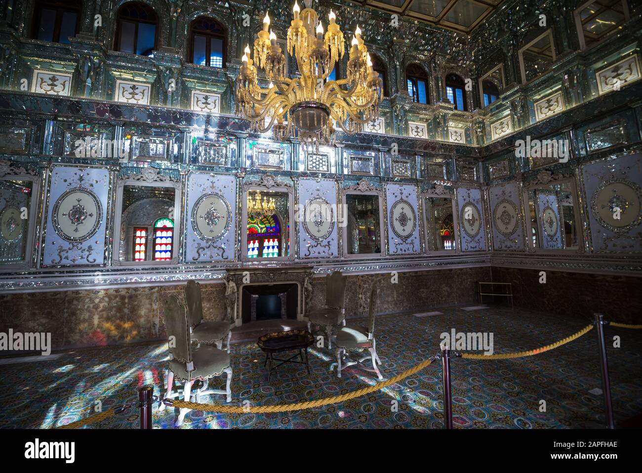 Hall di edificio di Sun (Shams ol Emareh) edificio nel Palazzo Golestan (Palazzo dei fiori) nella città di Teheran, capitale dell'Iran Foto Stock