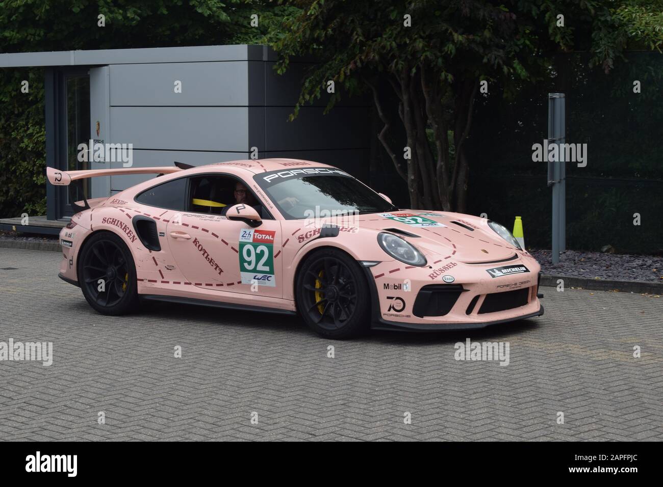 Porsche 911 'Pink Pig' Livrea Foto stock - Alamy