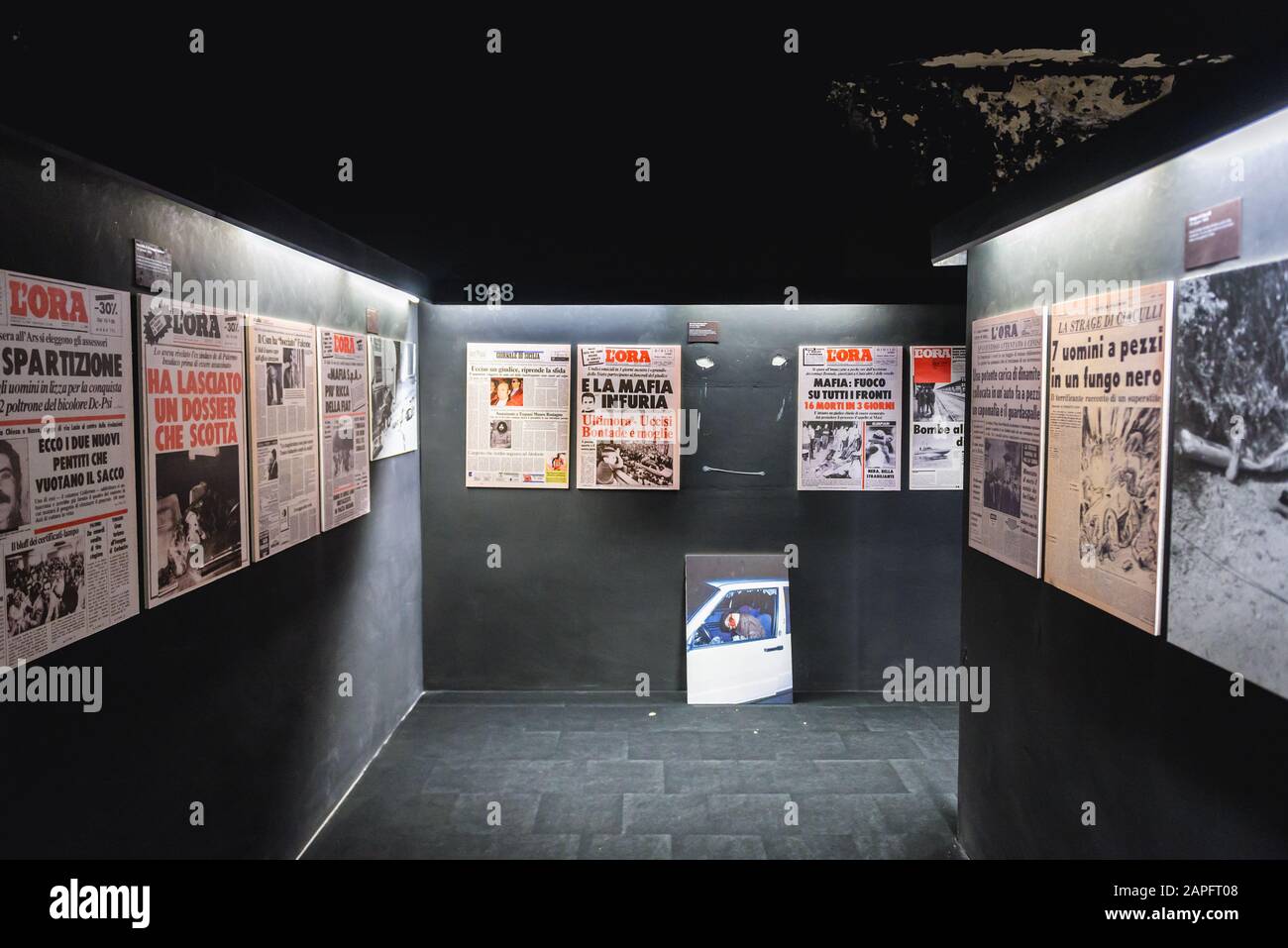 Sala con riproduzioni di giornali nel Museo Mafioso, parte del Museo Civico nella città di Salemi situata nella provincia di Trapani nella Sicilia sud-occidentale, Ita Foto Stock