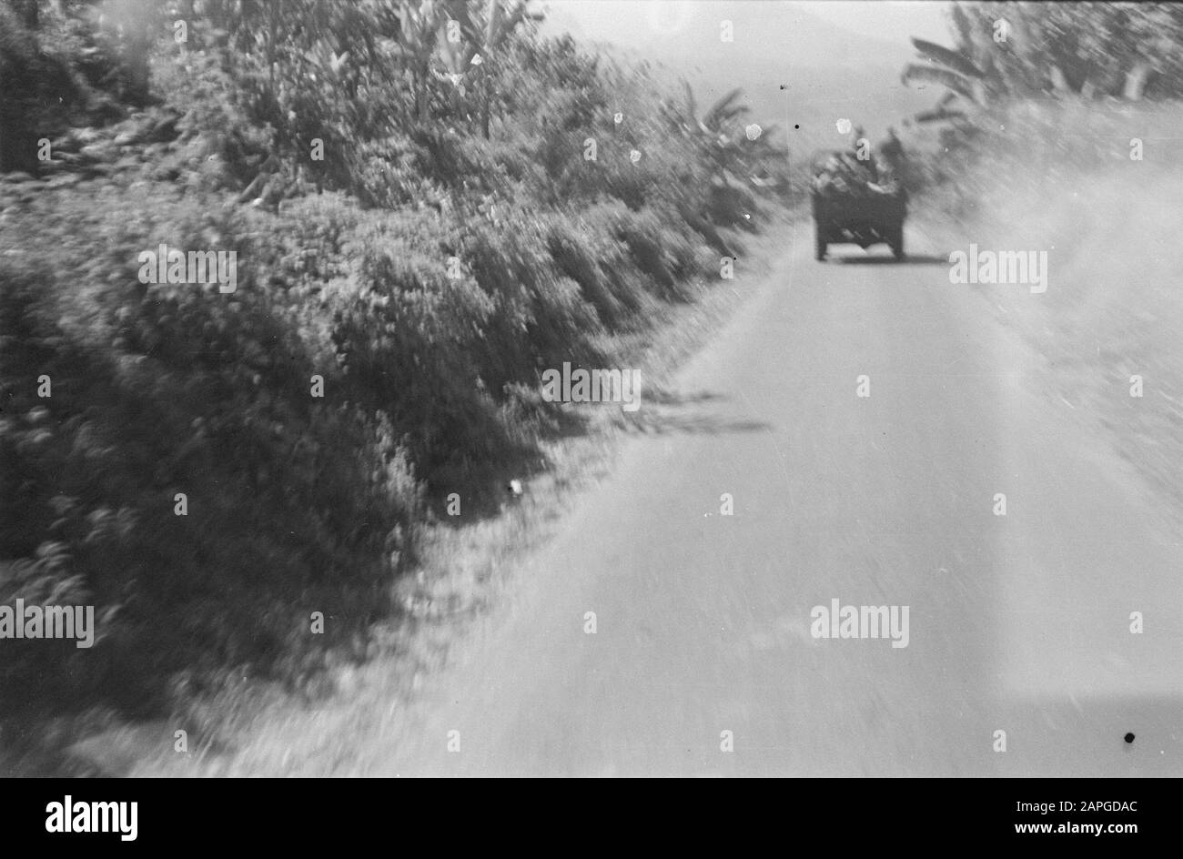 Bandoeng convoglio Descrizione: Collezione raccolta fotografica Servizio per Army Contatti Indonesia, numero di fotoni 36-5-1 Data: 1946 luogo: Indonesia, Indie Orientali Olandesi Foto Stock