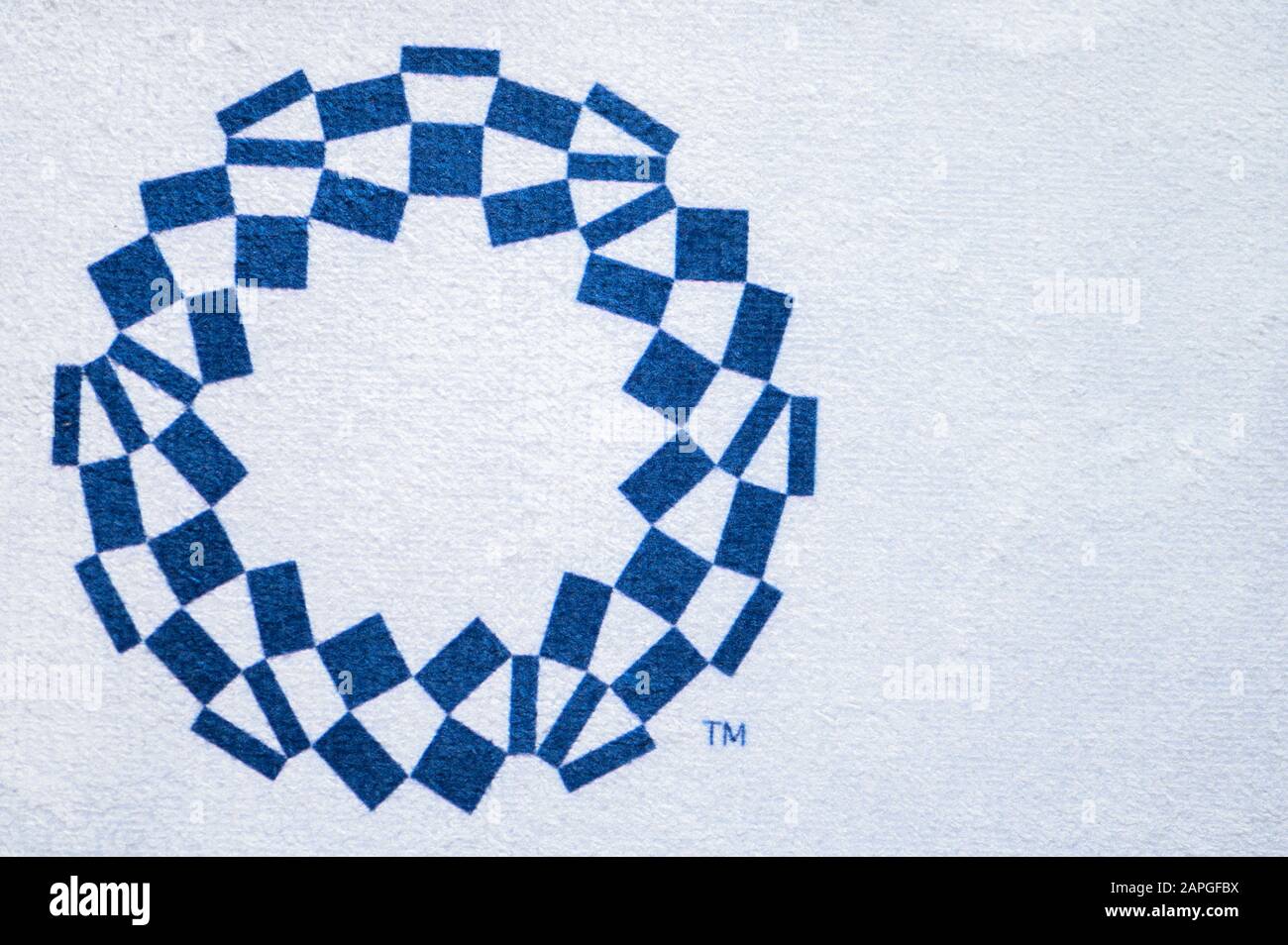 TOKYO, GIAPPONE, gennaio. 20. 2020: quadrato geometrico astratto concetto Giappone Tokyo Olimpiadi 2020 con sfondo bianco spazio di modifica Foto Stock