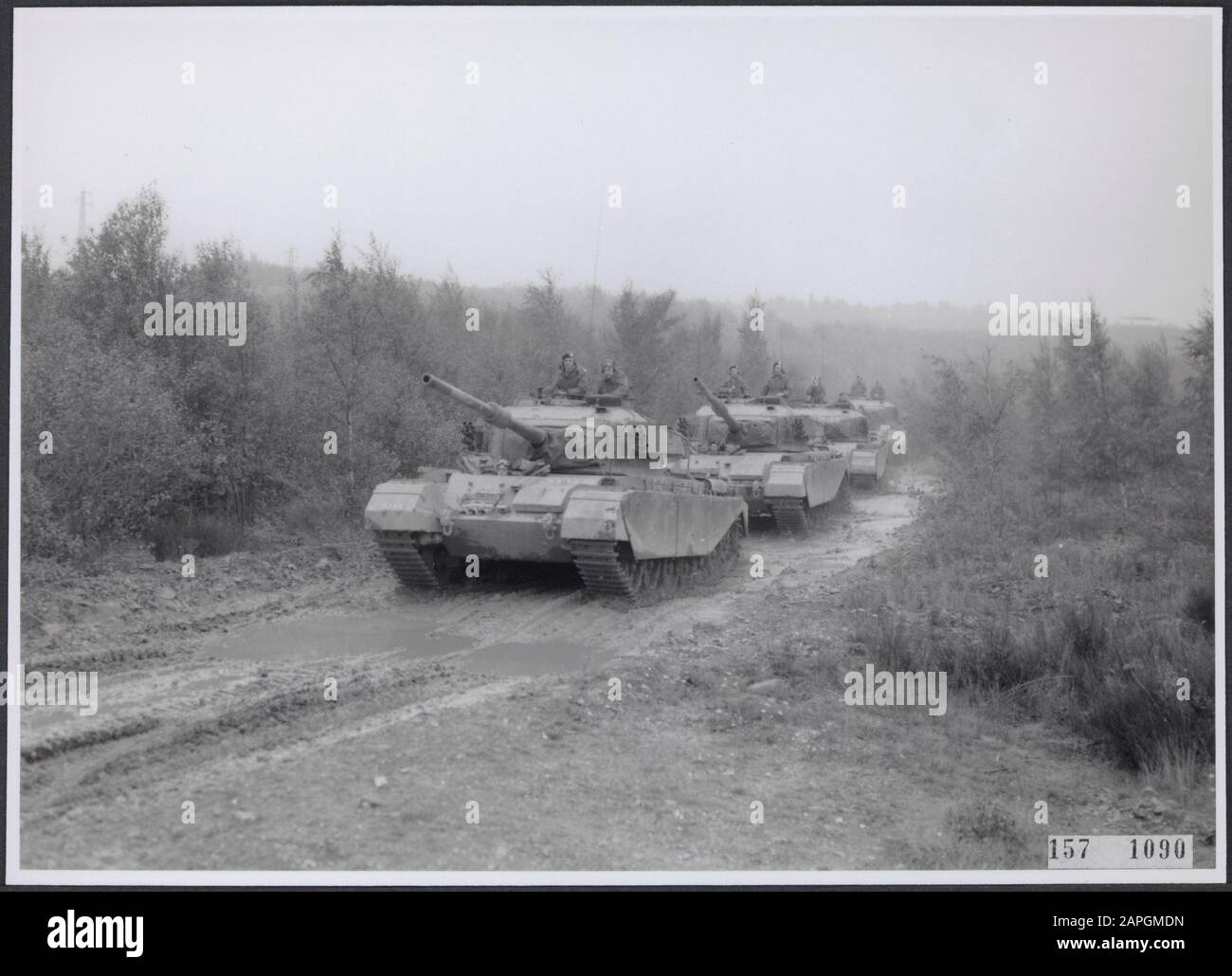 Series Print ANEFO [RVD Own without caption] Descrizione: Collezione Photo Collection Stampa ANEFO Rokel, numero di fotoni 157-1090 Annotazioni: Vedi 90 Data: 1956 Foto Stock