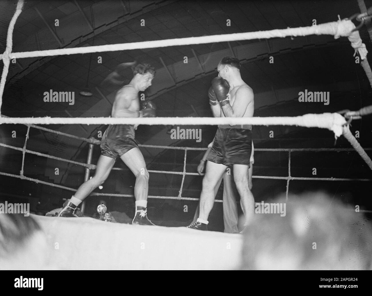 Boxing Match RAI Data: 28 luglio 1948 Località: Amsterdam, Noord-Holland Nome dell'istituzione: Rai Foto Stock
