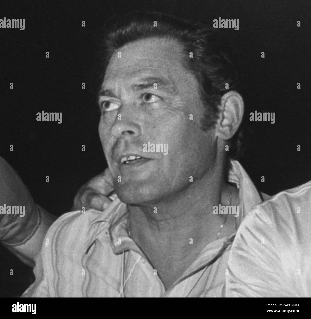 Campionato del mondo per il ciclismo 1979 allo Stadio Olimpico di Amsterdam, inseguire alle Signore Descrizione: Campione del mondo Keetie van Oosten-Hage (r), Anne Möhlmann-Riemersma che è diventato secondo (l) e allenatore nazionale Cor Bijster (m) Annotazione: Margine negativo striscia: Nr. 22: Alla fine dei fiori Data: 1 settembre 1979 luogo: Amsterdam, Noord-Holland Parole Chiave: Tributi, sport, ciclismo Nome personale: Bijster, Cor, Möhlmann-Riemersma, Anne, Oosten-Hage, Keetie van Foto Stock