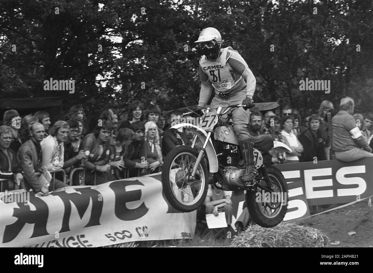 GP motocross 500 cc a Lichtenvoorde 1975 Descrizione: The Englishman John Banks at CCM Data: 27 Luglio 1975 Località: Gelderland, Lichtenvoorde Parole Chiave: Motocross, Races Foto Stock