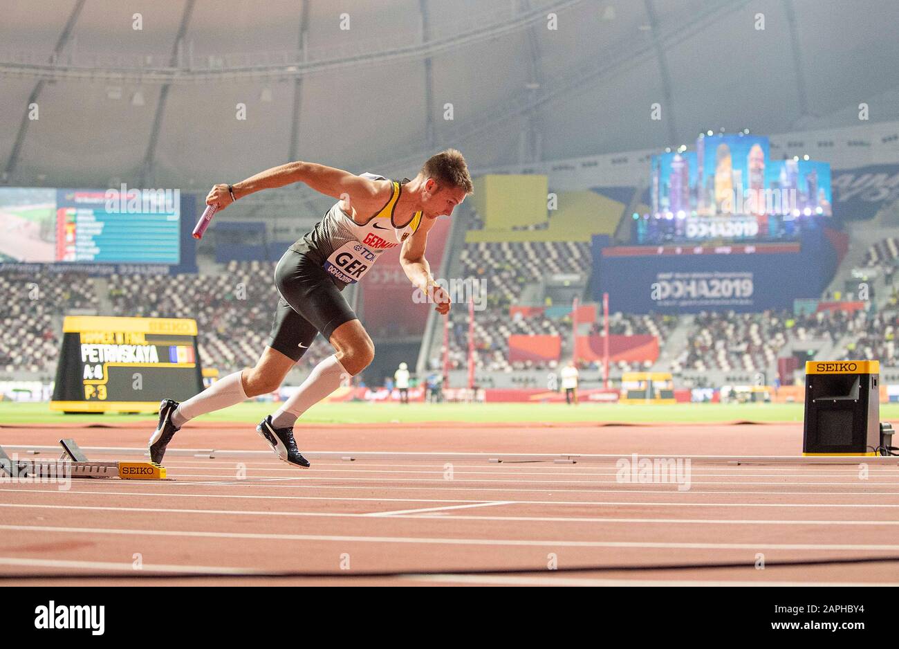 Marvin SCHLEGEL (Germania) Action, START, relay 4 x 400m mixed, round 1, il 28 settembre 2019 World Athletics Championships 2019 a Doha/Qatar, dal 27 settembre. 10.10.2019. Â | utilizzo in tutto il mondo Foto Stock