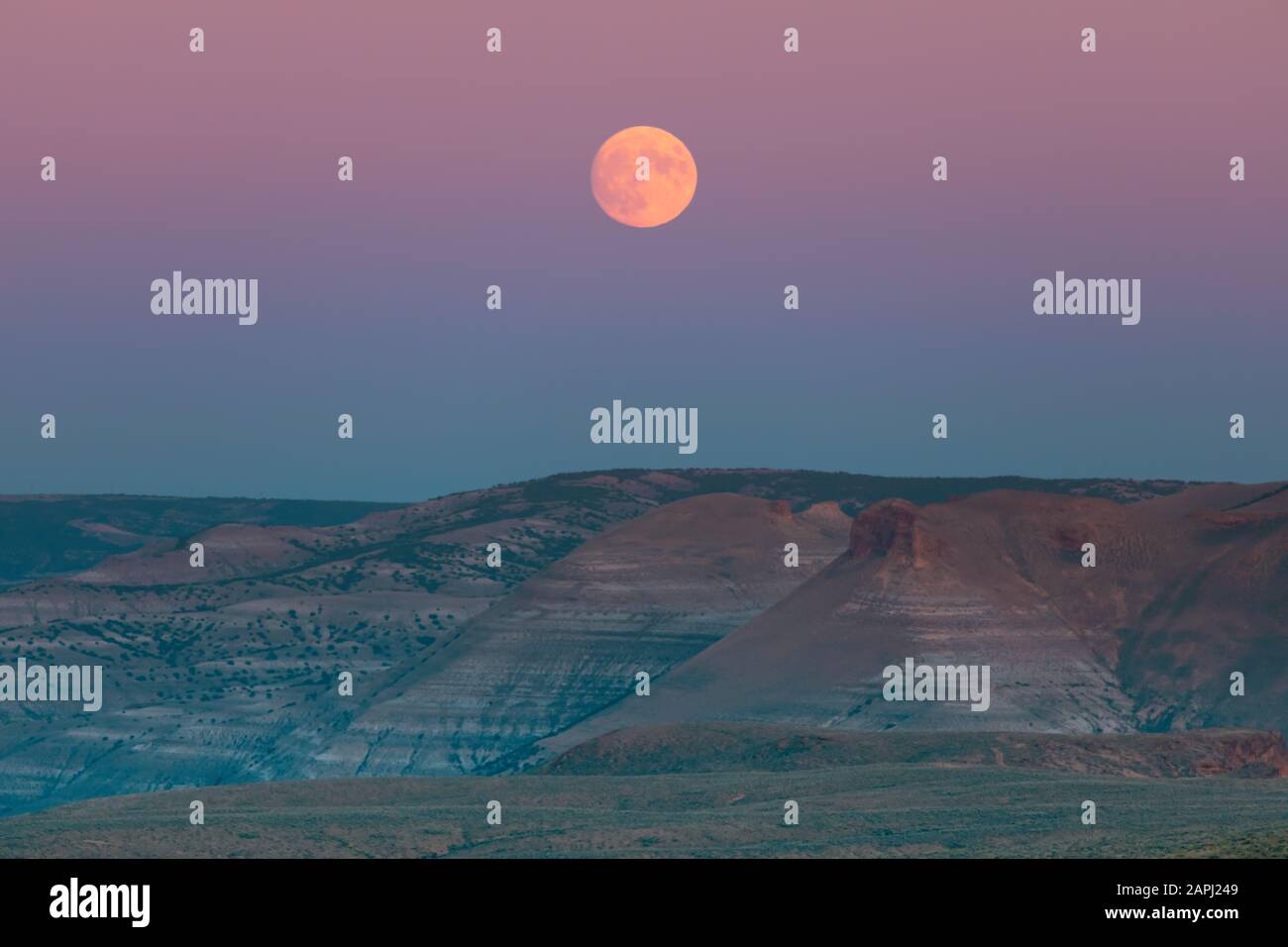 Sorgere della luna nel Wyoming, zona selvaggia Foto Stock