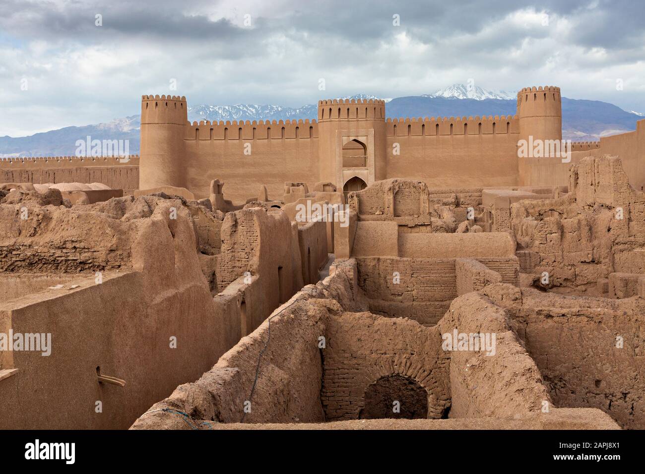 Resti di forte medievale di Rayen in Iran Foto Stock