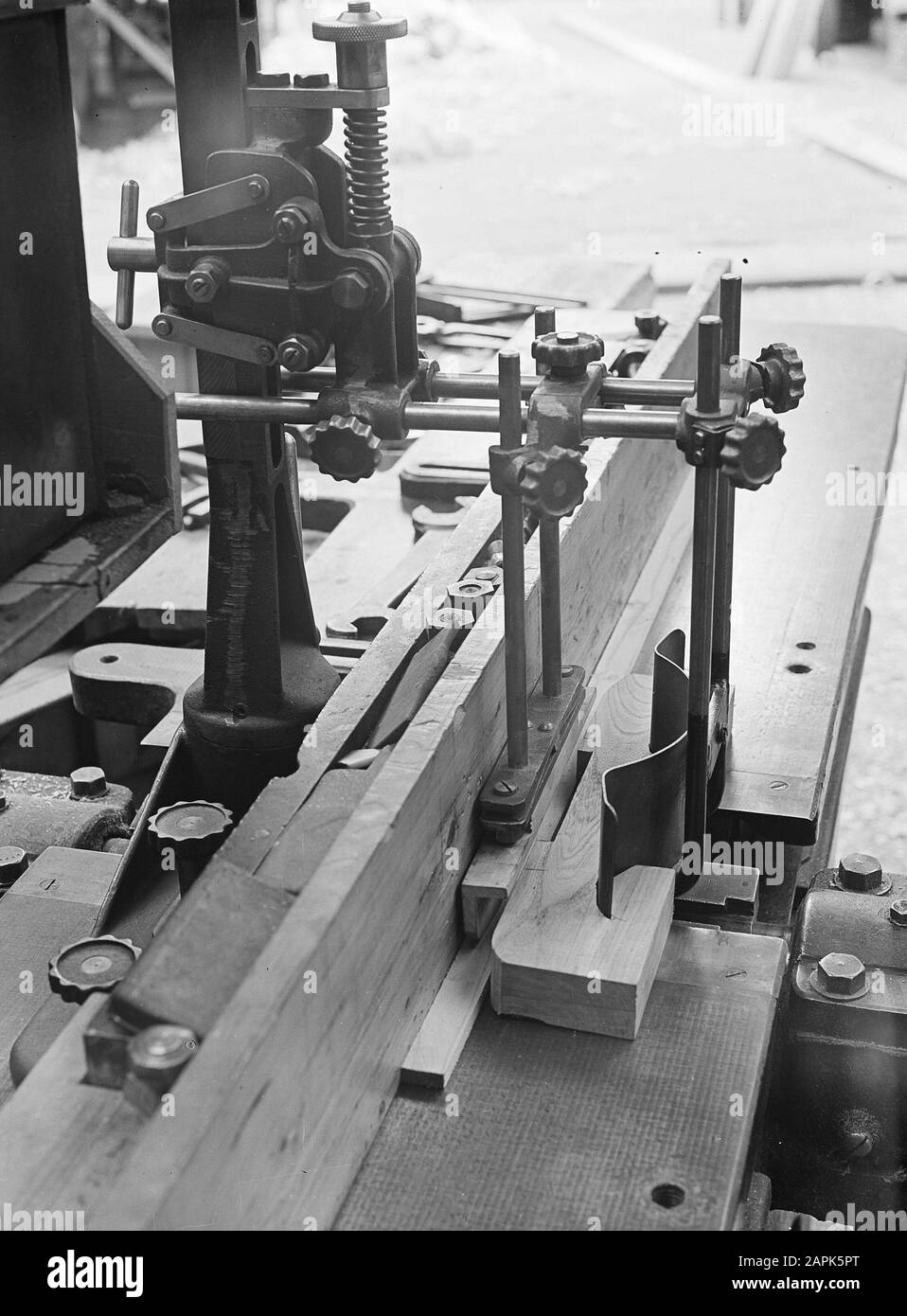 Profilo 9x12 Zw. Sicurezza bancaria Data: Parole Chiave non utilizzate: Protezioni, banche di profili Foto Stock