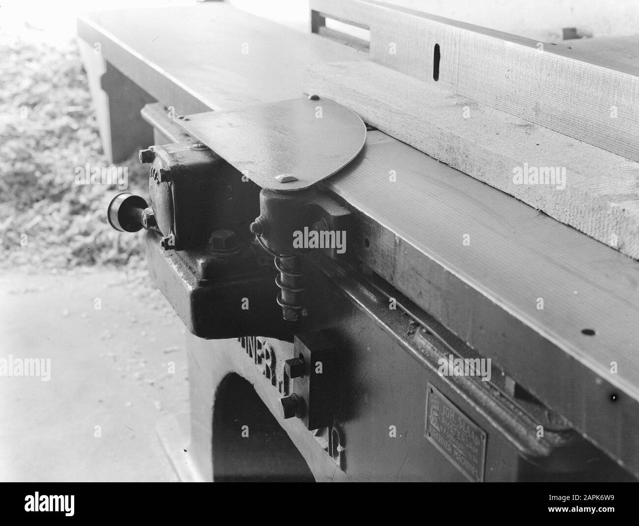 9x12 Flatbank Security Data: Parole Chiave non coordinate: Protezioni, banche piatte Foto Stock