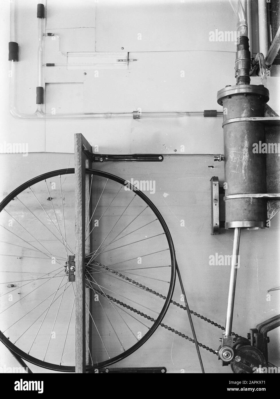 9x12 impostazione del test in laboratorio Data: Parole Chiave non utilizzate: Laboratori Foto Stock