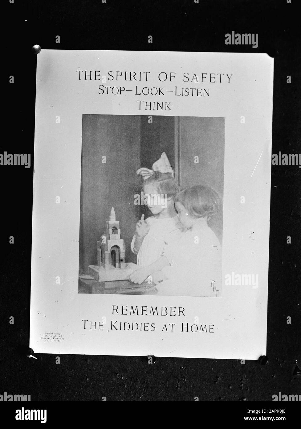 9x12 Avvertenza contro l'incuria durante il lavoro Data: Parole Chiave dense: Poster, sicurezza Foto Stock