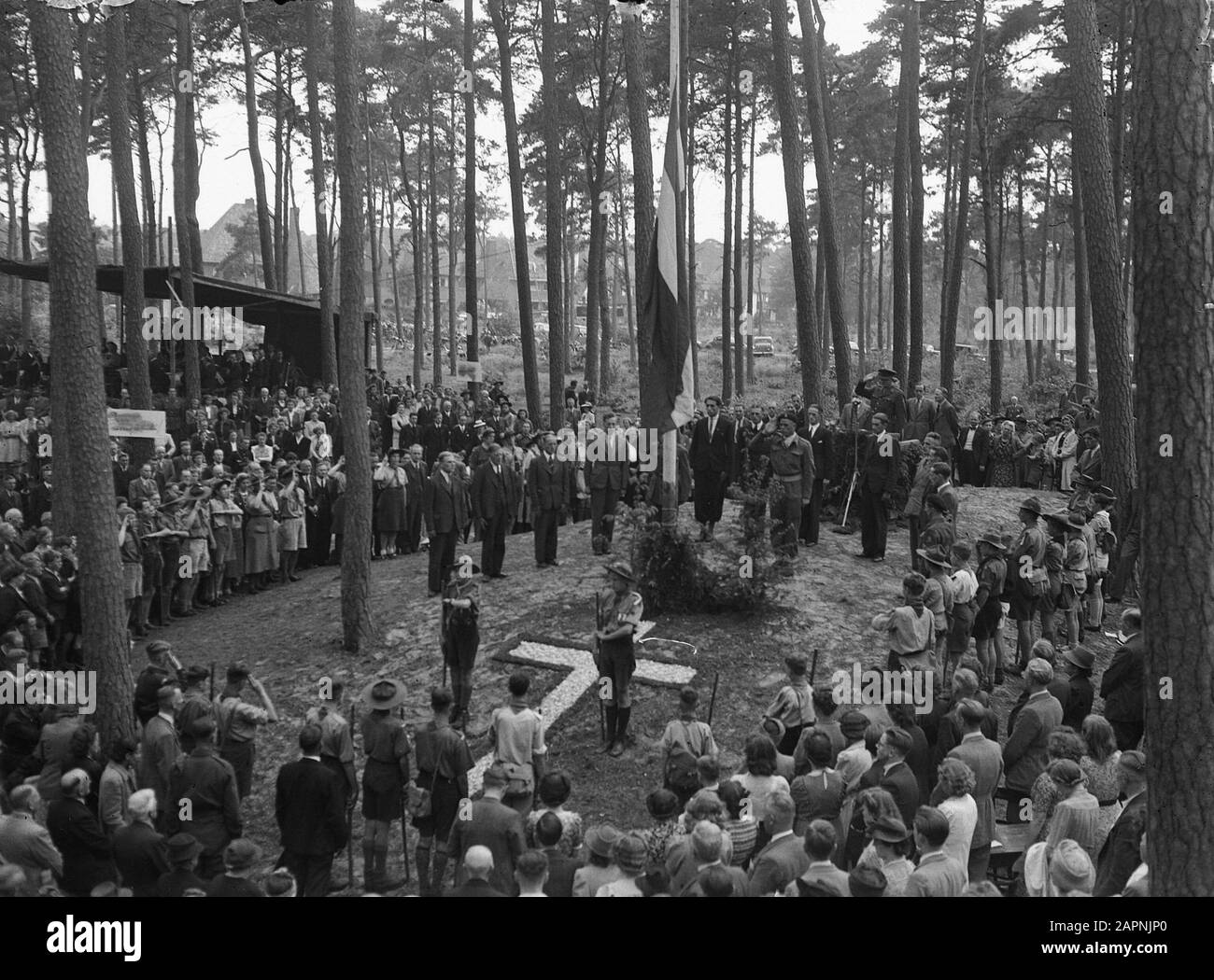 Old BS-ers at Zeist Met Data: 28 giugno 1946 luogo: Utrecht, Zeist Foto Stock