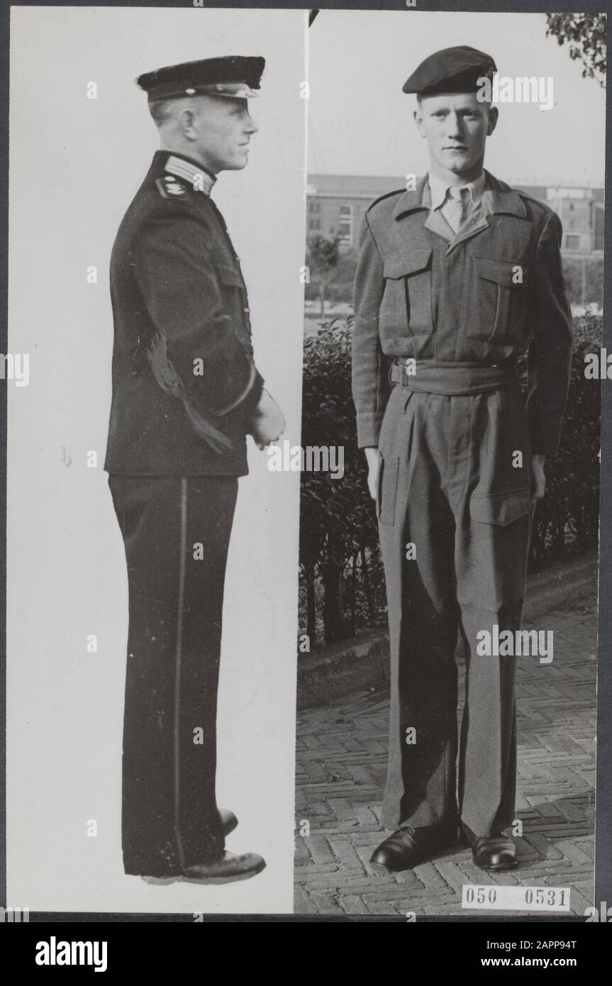 Nuovo abito da battaglia marines Data: 23 settembre 1955 Parole Chiave: Marines, uniformi Foto Stock